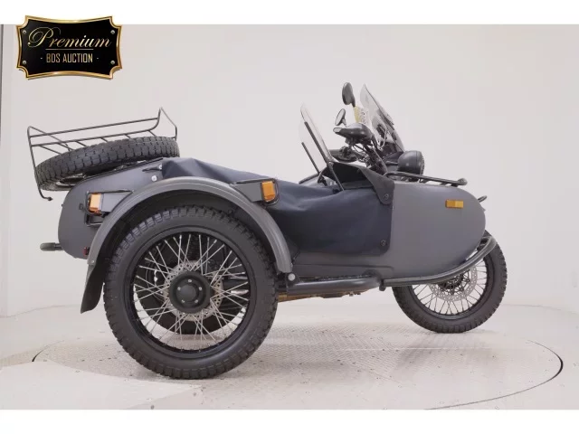 Ural 750 SIDE-CAR лот № 0075 оценка 4  с аукциона в Японии