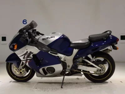 Suzuki GSX1300R HAYABUSA  с аукциона в Японии