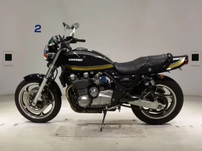 Kawasaki ZEPHYR1100  с аукциона в Японии