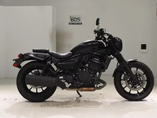 Kawasaki ELIMINATOR 400-3SE лот № 2793 оценка 5  с аукциона в Японии
