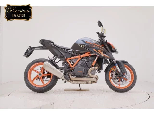 Other KTM1290 SUPER DUKE RE HO лот № 2548 оценка 9  с аукциона в Японии