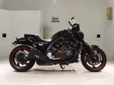 Yamaha V-MAX-2  с аукциона в Японии