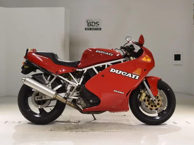 Ducati  900 SS лот № 5318 оценка 4  с аукциона в Японии