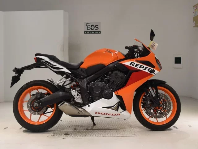 Honda CBR650R лот № 0128 оценка 4  с аукциона в Японии