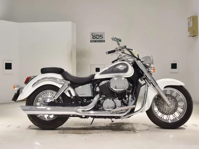 Honda SHADOW400 лот № 2931 оценка 4  с аукциона в Японии