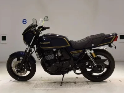Kawasaki ZRX400  с аукциона в Японии