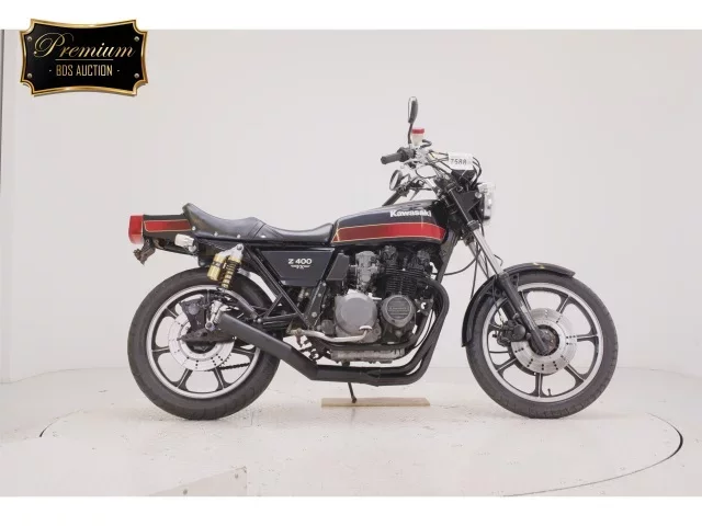 Kawasaki Z500 лот № 7588 оценка 4  с аукциона в Японии