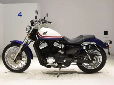 Honda VT400S  с аукциона в Японии