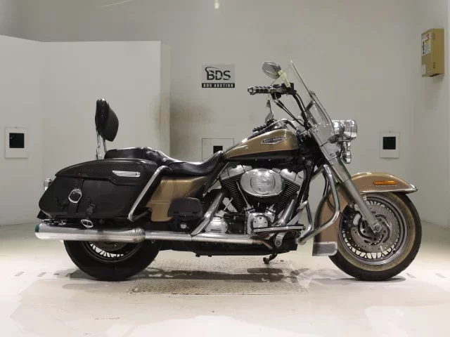 Harley-Davidson HARLEY FLHRCI1450 лот № 5061 оценка 4  с аукциона в Японии