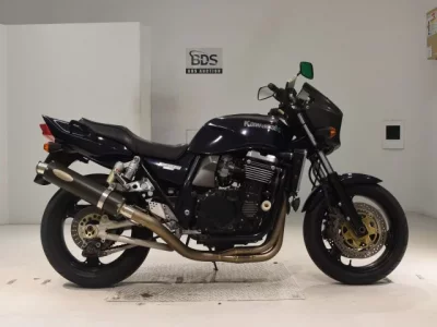 Kawasaki ZRX1100  с аукциона в Японии