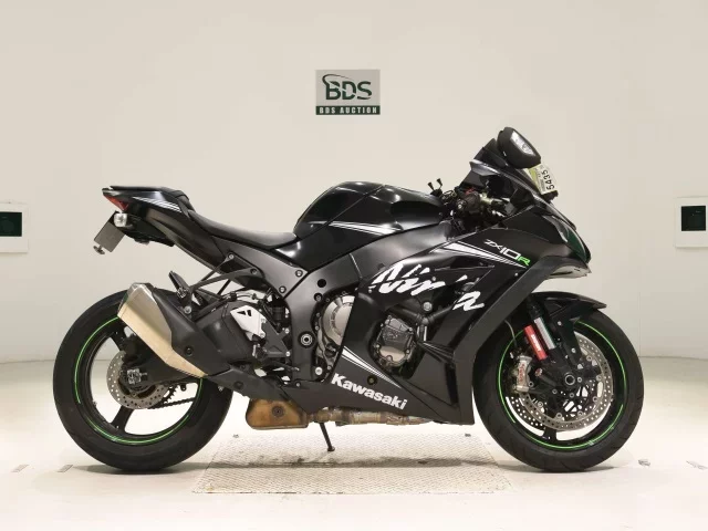 Kawasaki ZX-10RA лот № 5435 оценка 4  с аукциона в Японии