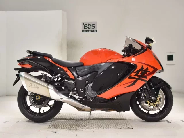 Suzuki HAYABUSA -3 лот № 2701 оценка 6  с аукциона в Японии