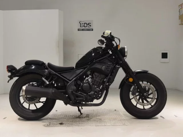 Honda REBEL лот № 0222 оценка 5  с аукциона в Японии