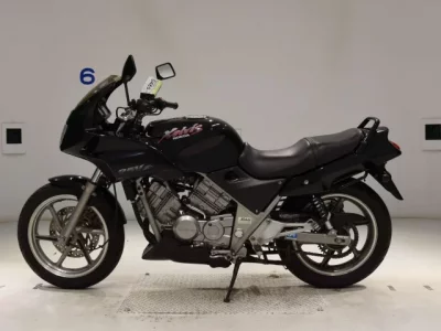 Honda ZELBIS  с аукциона в Японии