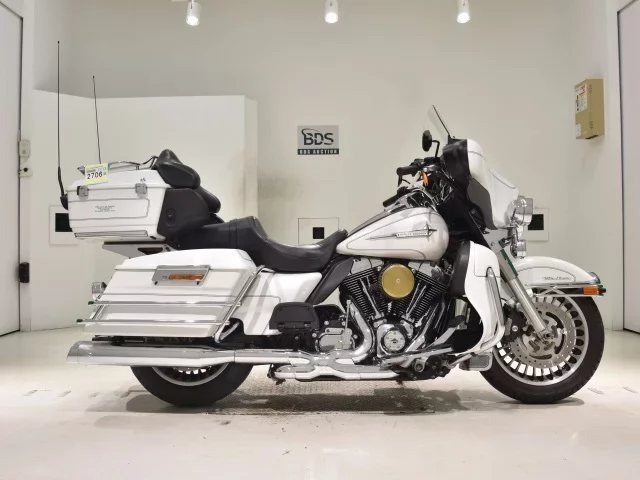 Harley-Davidson HARLEY FLHTCU1690 лот № 2706 оценка 4  с аукциона в Японии