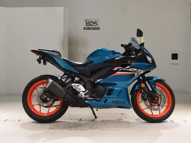 Yamaha YZF-R25A лот № 5306 оценка 4  с аукциона в Японии