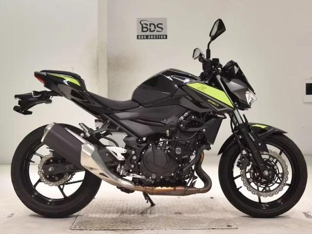 Kawasaki Z250-2 лот № 0276 оценка 5  с аукциона в Японии