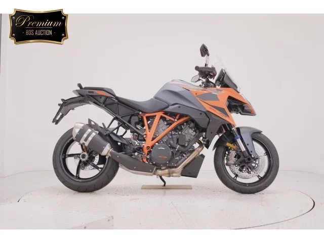 Other KTM1290 SUPER DUKE GT лот № 0008 оценка 9  с аукциона в Японии