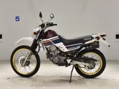 Yamaha SEROW 225W  с аукциона в Японии