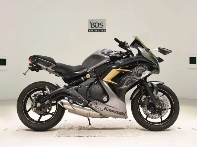 Kawasaki NINJA400ABS лот № 7902 оценка 4  с аукциона в Японии