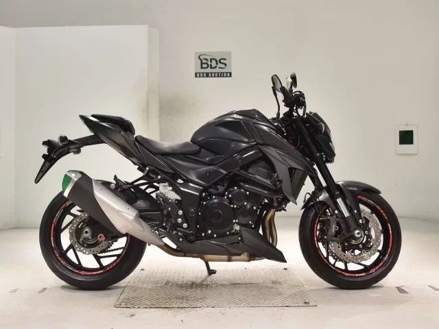 Suzuki GSX-S750 лот № 0197 оценка 6  с аукциона в Японии