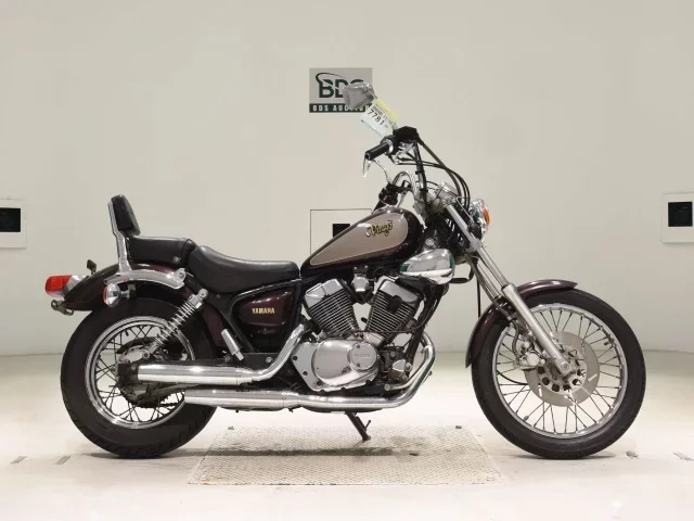 Yamaha VIRAGO 250 лот № 7781 оценка 4  с аукциона в Японии