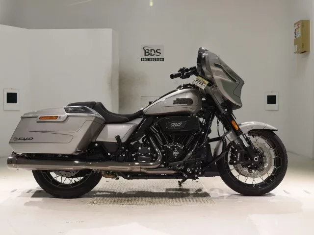 Harley-Davidson HARLEY FLHXSE1980CVO лот № 5386 оценка 6  с аукциона в Японии