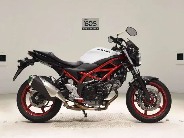 Suzuki SV650A лот № 8011 оценка 5  с аукциона в Японии