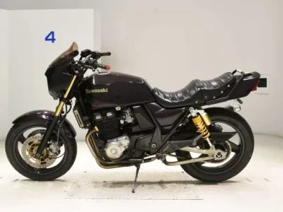 Kawasaki ZRX400  с аукциона в Японии