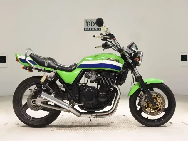 Kawasaki ZRX-2 лот № 2643 оценка 4  с аукциона в Японии
