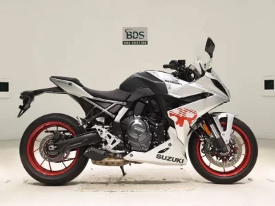 Suzuki GSX-8R  с аукциона в Японии