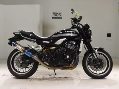 Kawasaki Z900RS 2021