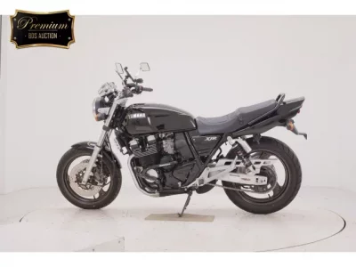 Yamaha XJR400  с аукциона в Японии