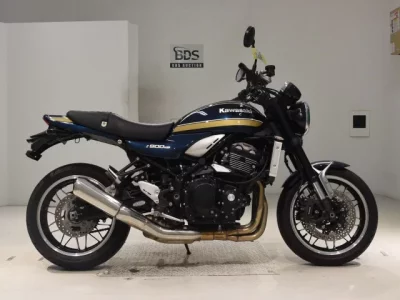 Kawasaki Z900RS 2021