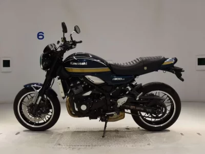 Kawasaki Z900RS лот № 7688 оценка 5  с аукциона в Японии 2