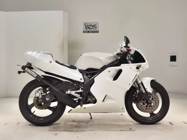 Yamaha TZR250R лот № 7651 оценка 4  с аукциона в Японии