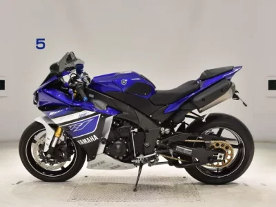 Yamaha YZF-R1  с аукциона в Японии