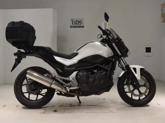 Honda NC750S лот № 0224 оценка 4  с аукциона в Японии