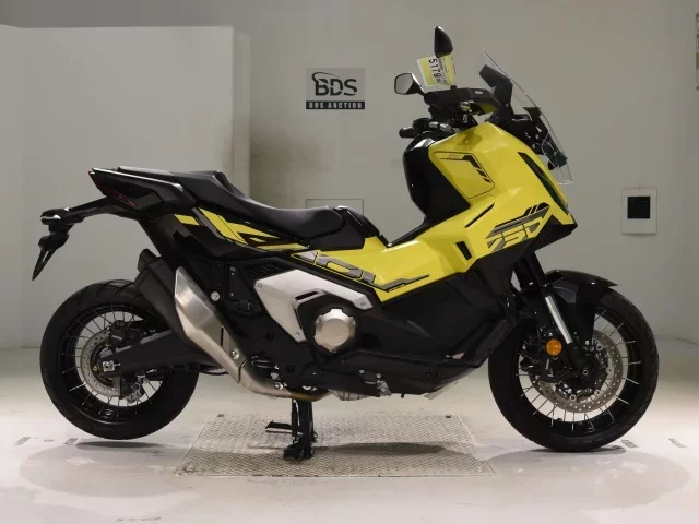 Honda X-ADV лот № 5179 оценка 7  с аукциона в Японии