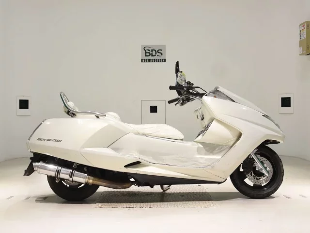 Yamaha MAXAM250 лот № 8023 оценка 4  с аукциона в Японии