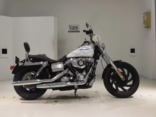 Harley-Davidson HARLEY FXDL1580 лот № 0361 оценка 4  с аукциона в Японии