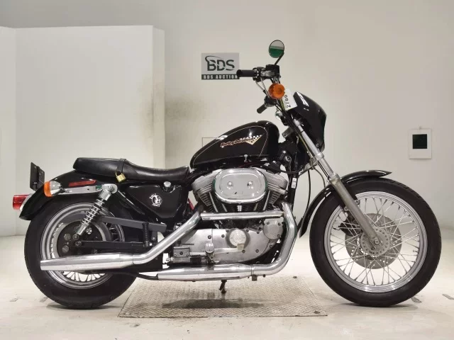 Harley-Davidson HARLEY XLH883 лот № 2786 оценка 4  с аукциона в Японии