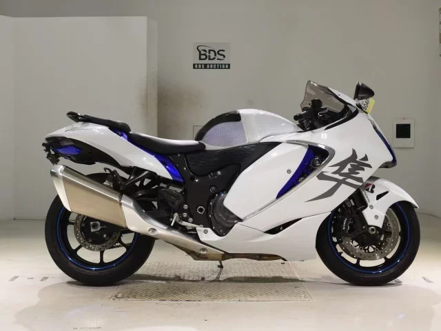 Suzuki HAYABUSA -3 лот № 5049 оценка 5  с аукциона в Японии