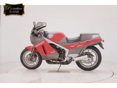 Suzuki RG400  с аукциона в Японии