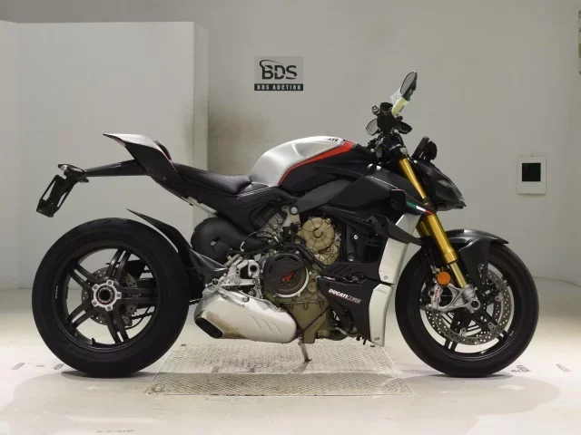 Ducati  STREET FIGHTER V4SP лот № 5257 оценка 6  с аукциона в Японии