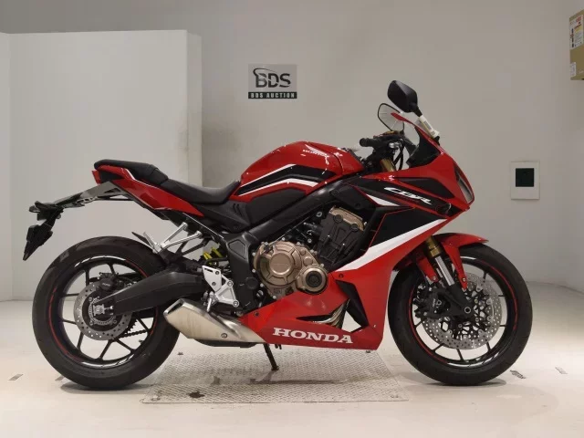 Honda CBR650R лот № 0159 оценка 8  с аукциона в Японии