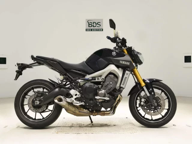 Yamaha MT-09A лот № 8056 оценка 5  с аукциона в Японии