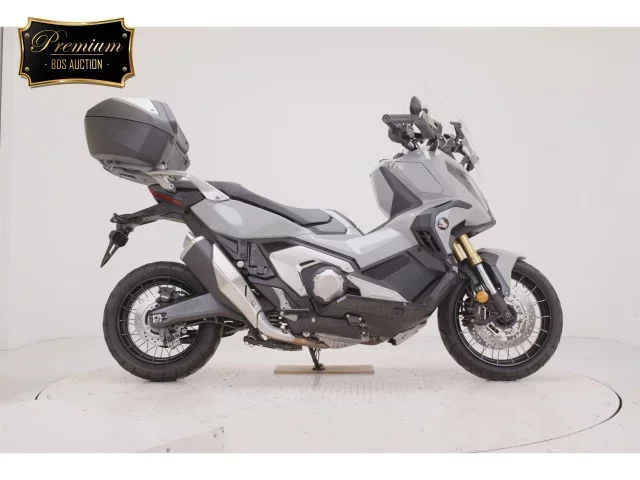 Honda X-ADV750-2 лот № 7526 оценка 5  с аукциона в Японии