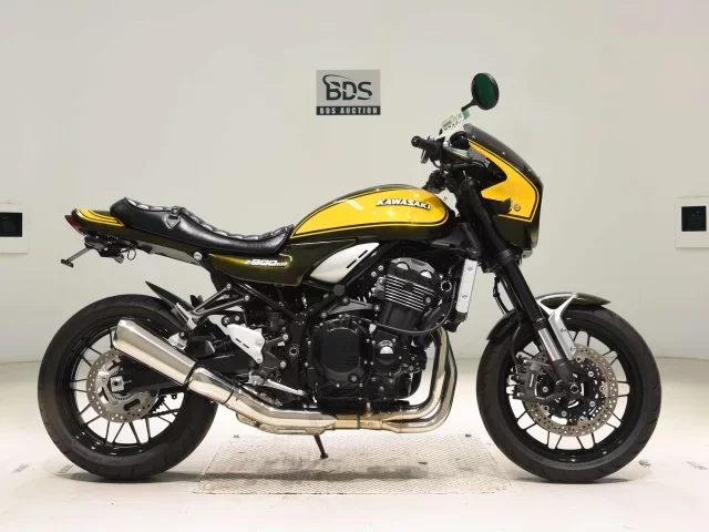 Kawasaki Z900RS лот № 7736 оценка 6  с аукциона в Японии