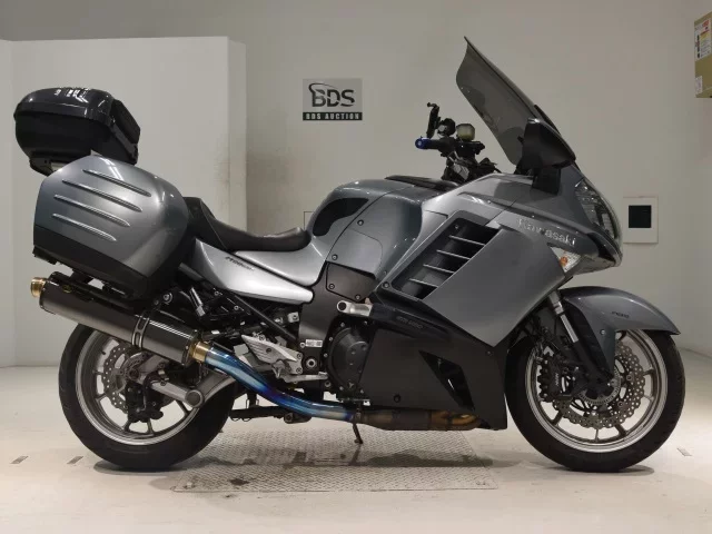 Kawasaki 1400GTR лот № 0116 оценка 4  с аукциона в Японии